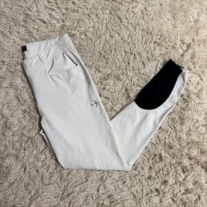 Women’s Medium White Laguso Knee Patch Horseback Riding Breeches